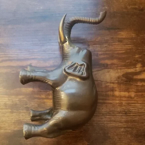 Vintage Brass Elephant Trunk Up Good Luck Heavy 4" Tall Paperweight Décor Safari